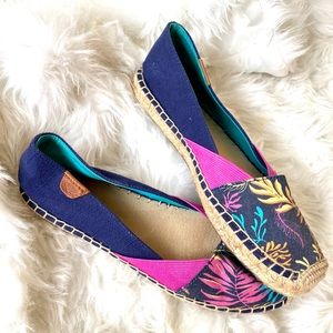 Cute Women’s Sperry Slip Ons Size 8